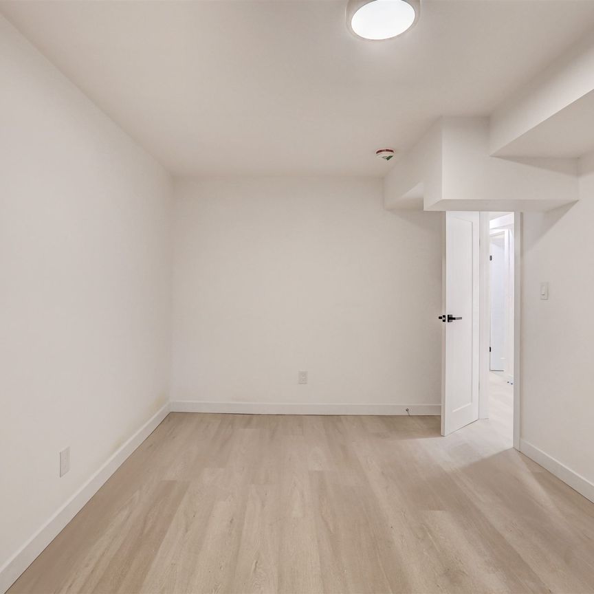 For Lease - 326 St George Street Unit# Unit 4, Toronto, Ontario - Photo 1