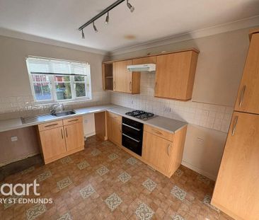 3 bedroom semi-detached house to rent - Photo 6