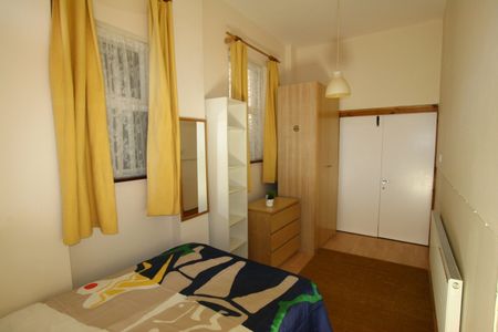 4 Bed Flat, Huddlestone Road, NW2 - Photo 2