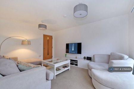 2 bedroom flat to rent - Photo 3