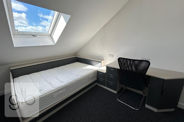 6 bedroom house share to rent - Photo 1