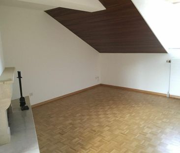 Gemütliche 3.5-Zimmer-Dachgeschosswohnung nahe Stadtzentrum - Foto 2