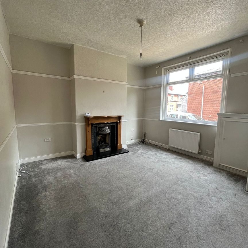 Marks Street - Photo 1