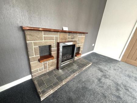 4 bedroom detached house to rent - Photo 5