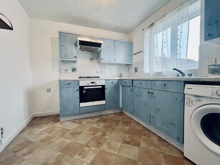 2 bedroom townhouse to rent - Photo 4