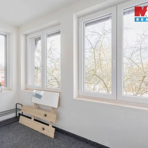 Pronájem bytu 3+1 v České Lípě, ul. Pod Špičákem - Photo 1
