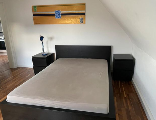 2-Zimmer-DG-Wohnung in Schorndorf zentrumsnah - Foto 1