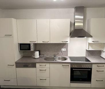 Komplett möbliertes Apartment in der Südstadt - Foto 1