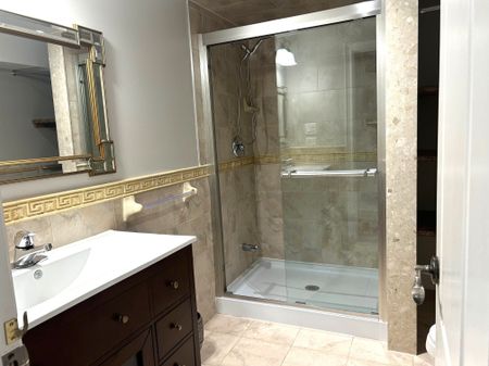 For Lease - 31 Via Guardia Road, Vaughan, Ontario - Photo 2