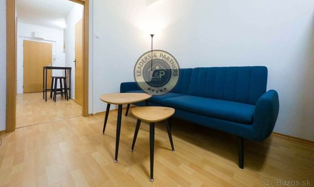 NA PRENÁJOM 1-izbový byt v lokalite Rača-Vinohrady - Fotografia 1