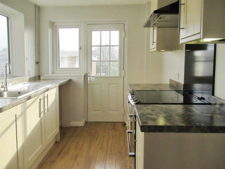 Richmondfield Avenue, Barwick In Elmet, Leeds - Photo 4