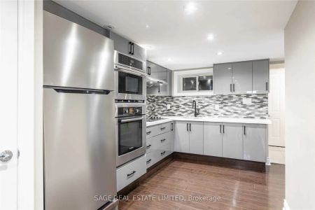 Detached Home For Lease | E8250470 - Photo 3