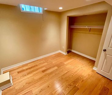 For Lease - 4650 Crosswinds Drive Unit# Basement, Mississauga, Ontario - Photo 1