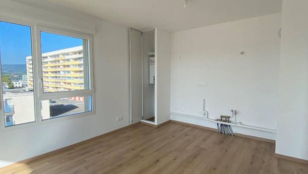 METZ DEVANT LES PONTS-F3 - RESIDENCE NEUVE - BALCON - PARKING - Photo 1