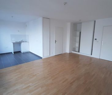location Appartement T1 DE 34.3m² À ASNIERES - Photo 4