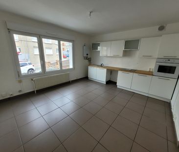 Location Appartement 3 pièces 45m² BOULOGNE SUR MER 62200 - Photo 4