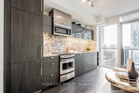 For Lease - 290 Adelaide Street Unit# 1812, Toronto, Ontario - Photo 4