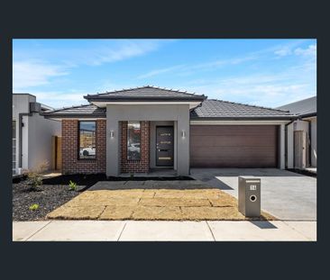 Brand New Designer Family Home in Sunbury - Photo 3