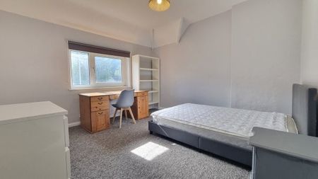 The Avenue, Brighton 1 bedroom house to rent - Photo 2