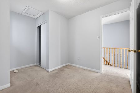 For Lease - 8 Toscana Drive, Whitby, Ontario - Photo 2