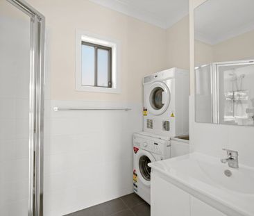 Cosey Two Bedroom Home! - Photo 5