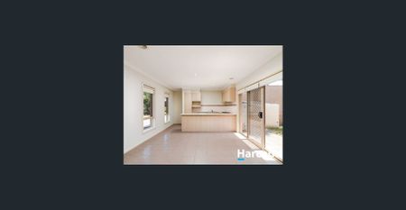 Freshly Updated & Perfectly Positioned - Photo 4