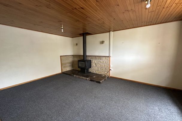 Cosy 3 bedroom home in Cooma North - Photo 1