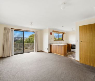 Neat Two-Bed Unit, Conveniently in Bellerive - Photo 2