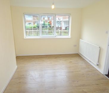 2 bedroom semi-detached house to rent - Photo 5