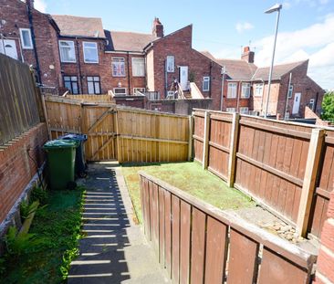 2 bed house to rent in The Rise, Duncan Street, Gateshead, NE8 - Photo 5