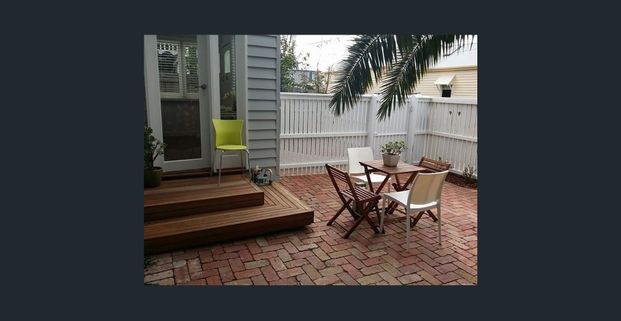 Stylish Serenity in the Heart of East Geelong - Photo 1