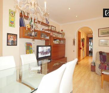 barcelona, Catalonia 08023 - Photo 2