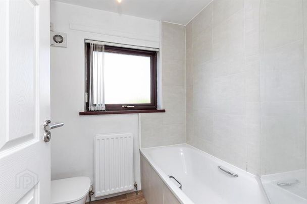 48 Coronation Crescent, Carrickfergus, BT38 7HB - Photo 1