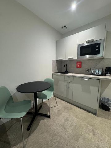 1 bedroom property to rent - Photo 2