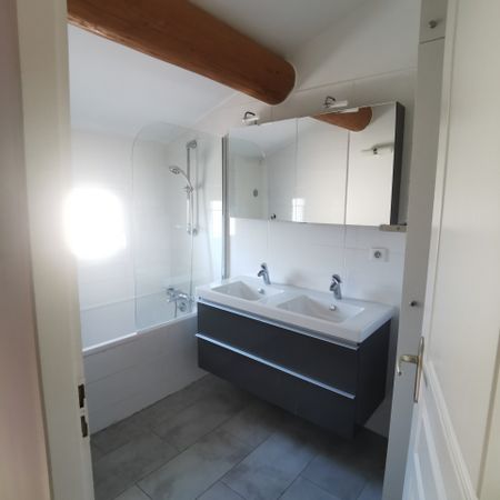 Location Appartement 2 pièces 53m² AIX EN PROVENCE 80ème - Photo 4