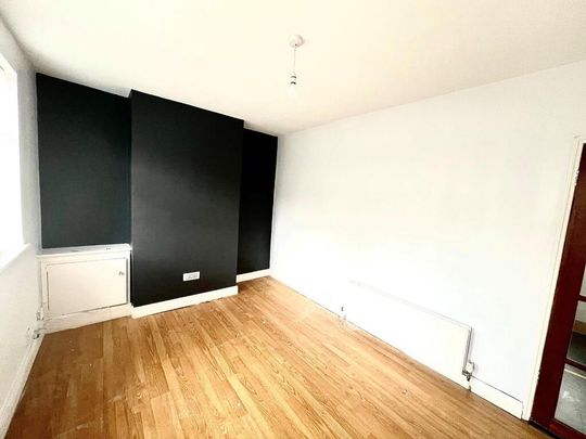 19 Coombe Hill Park, Belfast, BT14 6PN - Photo 1