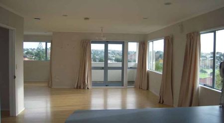 Three Bedroom Home in Westlake School Zone - Photo 4