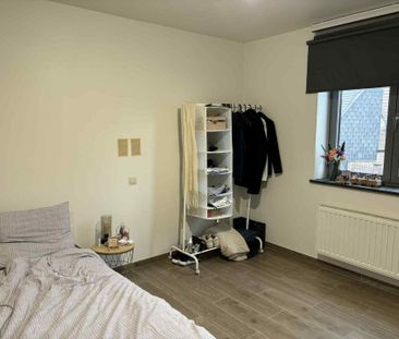 STEENHUIZE-WIJNHUIZE - Ruim, lichtrijk appartement met terras. - Photo 4