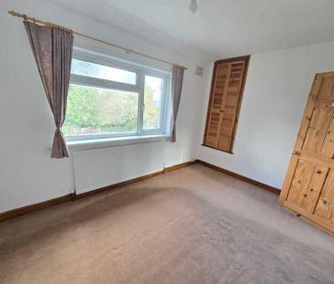 3 bedroom end of terrace house to rent - Photo 3