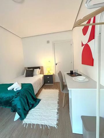 Avenida de Fuenlabrada, Leganés, Community of Madrid 28912 - Photo 5