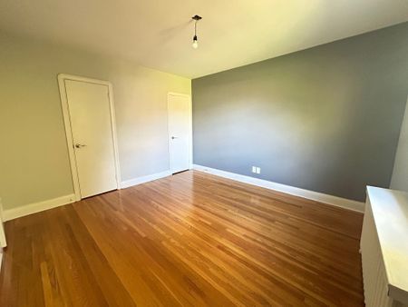 For Lease - 252 Viewmount Avenue, Toronto, Ontario - Photo 4