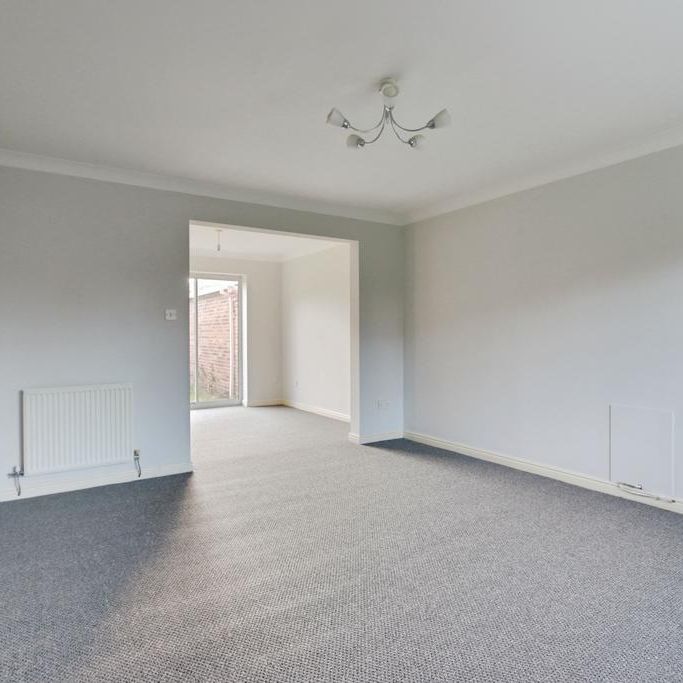 3 bedroom detached house to rent - Photo 1