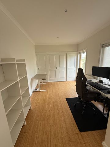 Noble Park - Photo 3