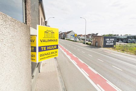 Verzorgd appartement met gemeenschappelijke tuin en parking - Foto 4