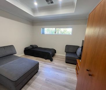 Parmelia - Photo 2