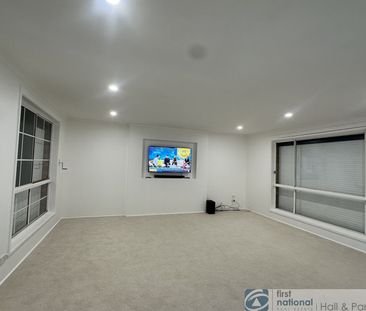 61 Gleneagles Drive, Endeavour Hills - Photo 5