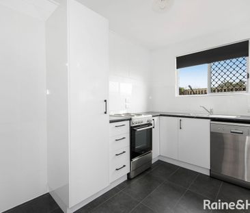 37 Juliet Street, South Mackay, QLD 4740 - Photo 4