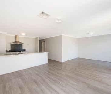 Contemporary 3-Bedroom Living Close to Everything - Photo 5