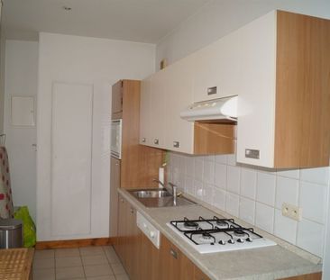 Quartier EU! Beau STUDIO meublé à louer - Photo 2