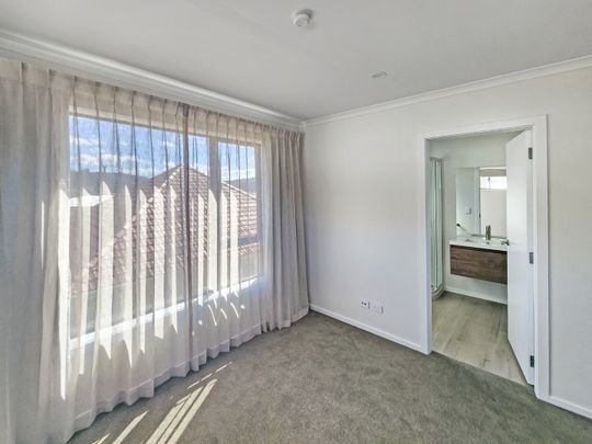 Wainui Living - Photo 1